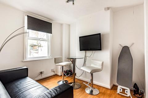52 Bedford Road, Reading, RG1 7HS