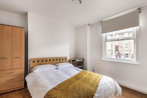 52 Bedford Road, Reading, RG1 7HS