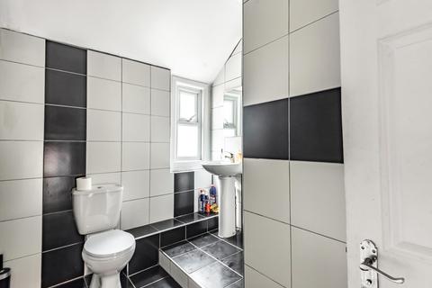 52 Bedford Road, Reading, RG1 7HS