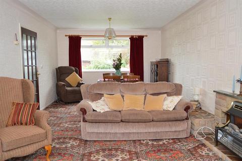 10 Alt Fold Drive, Oldham, OL8 2HD