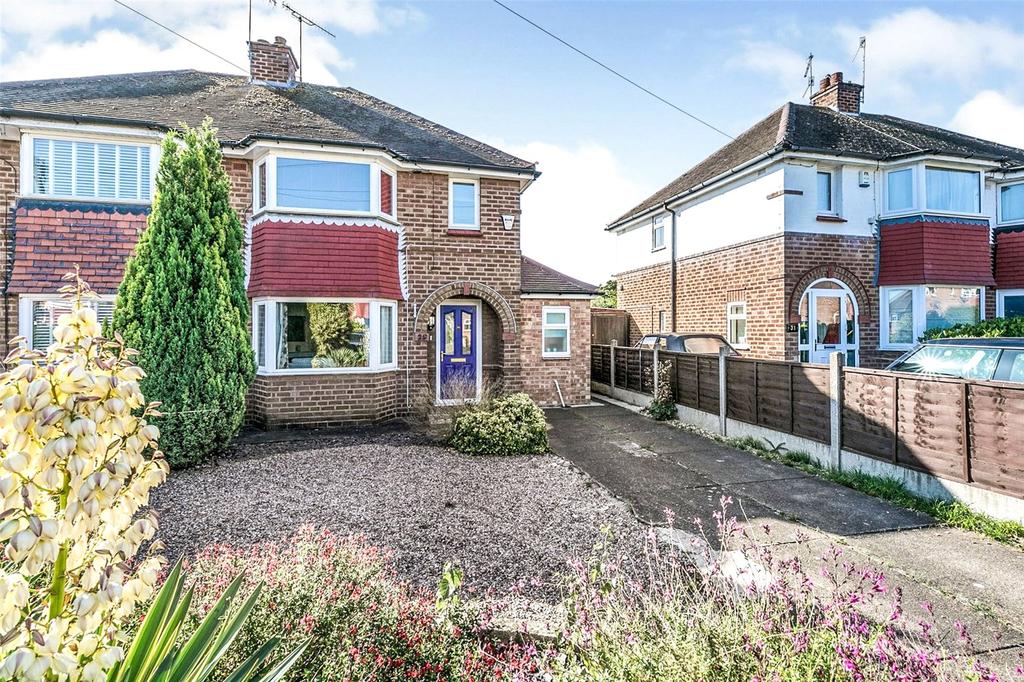 Winchester Avenue, Worcester, WR2 3 bed semidetached house £240,000