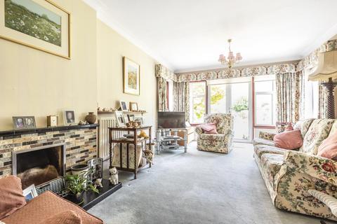11 Greenways, Beckenham, BR3 3NG