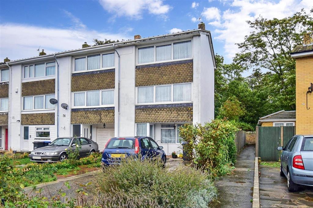 Yew Tree Gardens, Birchington, Kent 3 bed townhouse £275,000