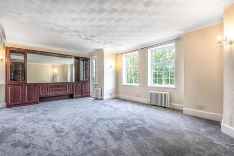 3 bedroom apartment to rent, West Heath Court, North End Road, Golders Green, NW11