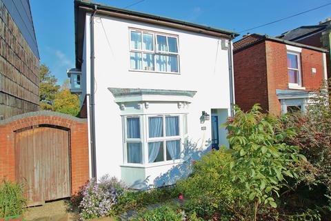 29 Avenue Road, Southampton, SO14 6TR