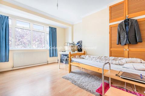 22 Ash Road, Shirley, Croydon, CR0 8HU