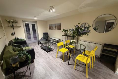 2 bedroom apartment to rent, St Davids Court, Sherborne Street, Manchester, M8 8NT