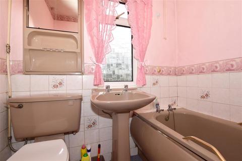 135 Burnham Road, Dartford, DA1 5AZ