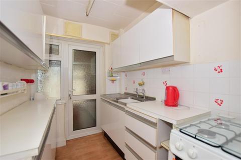 135 Burnham Road, Dartford, DA1 5AZ