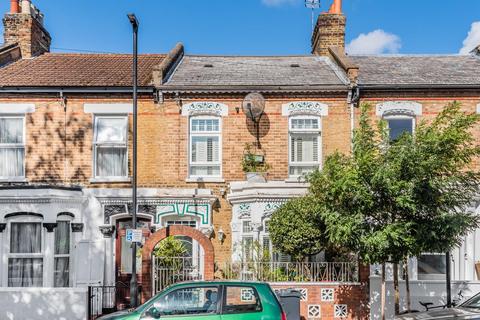 6 Jelf Road, London, SW2 1BH
