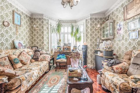 6 Jelf Road, London, SW2 1BH