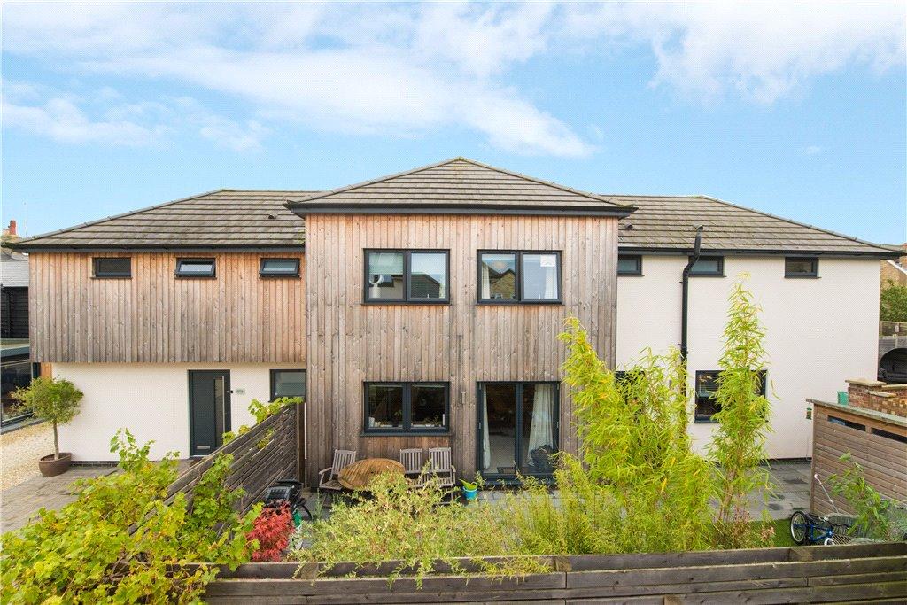 The Green, Stotfold, Hitchin... 4 bed detached house £695,000