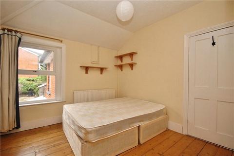29 Barrack Road, Guildford, GU2 9RU