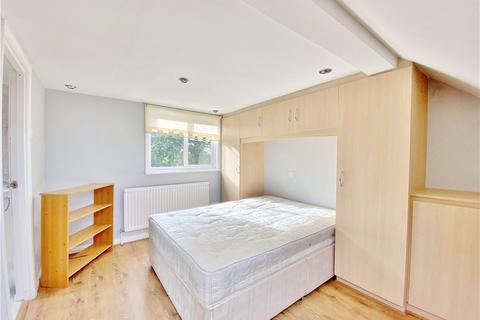 144 Wills Crescent, Hounslow, TW3 2JD