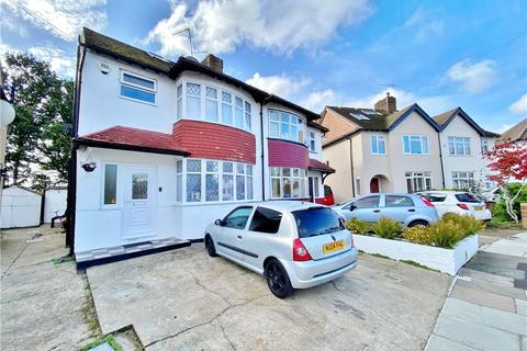 144 Wills Crescent, Hounslow, TW3 2JD
