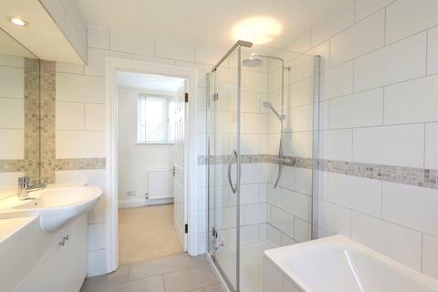 37 High Drive, New Malden, KT3 3UJ