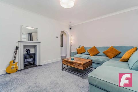 9 Brampton Road, Watford, WD19 7PF