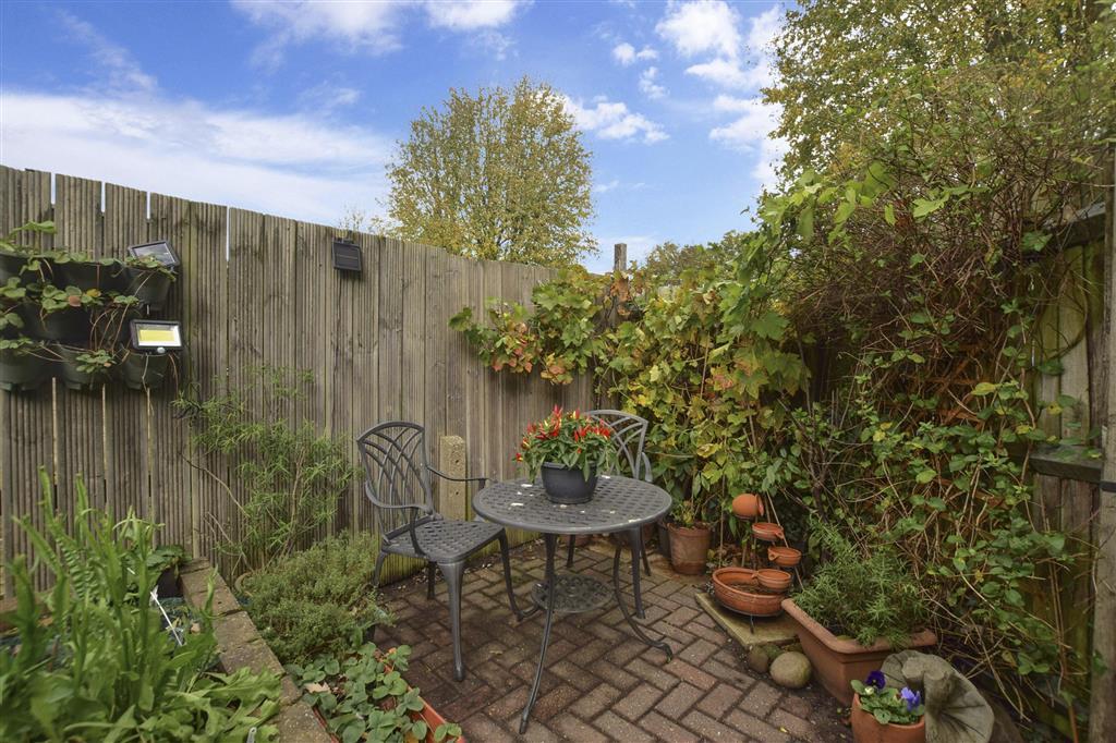 External Lifestyle Photograph