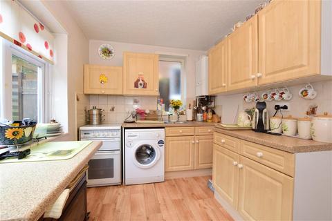 9 Markfield Gardens, London, E4 7NN