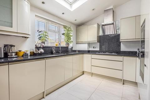 81 Brightside Avenue, Staines, TW18 1NF