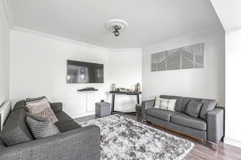 81 Brightside Avenue, Staines, TW18 1NF
