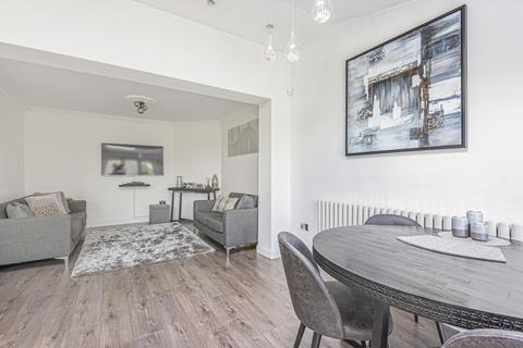 81 Brightside Avenue, Staines, TW18 1NF