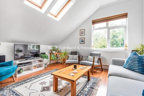 Flat 4, 50 Ringstead Road, London, SE6 2BP