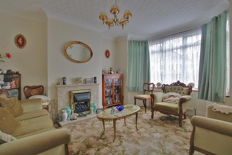 4 Cherry Walk, Southampton, SO15 5GD