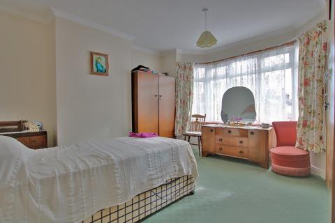 4 Cherry Walk, Southampton, SO15 5GD