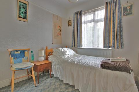 4 Cherry Walk, Southampton, SO15 5GD