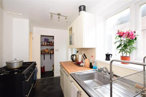 14 Canada Road, Arundel, BN18 9HY