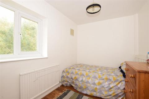 14 Canada Road, Arundel, BN18 9HY