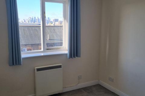 1 bedroom flat to rent, Harlinger Street, Woolwich