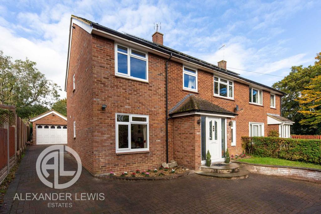 Icknield Way, Letchworth Garden City, SG6 4AW 5 bed semidetached house