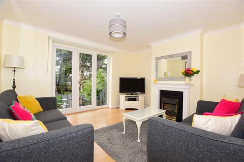 38 Cumberland Avenue, Broadstairs, CT10 1HU