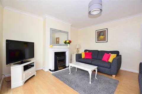 38 Cumberland Avenue, Broadstairs, CT10 1HU