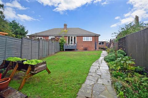 38 Cumberland Avenue, Broadstairs, CT10 1HU