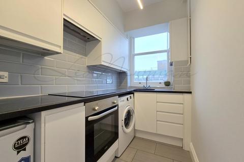 2 bedroom flat to rent, Tottenham Court Road, Fitzrovia, W1