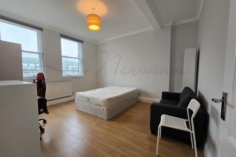 2 bedroom flat to rent, Tottenham Court Road, Fitzrovia, W1