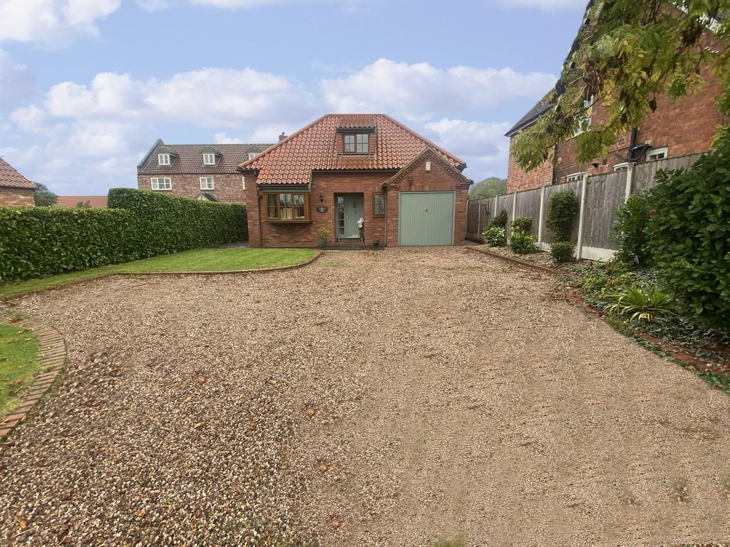 Caythorpe Road, Caythorpe, Nottingham 4 bed detached house £450,000