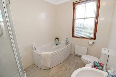 17 Buckingham Road, Poole, BH12 2HR