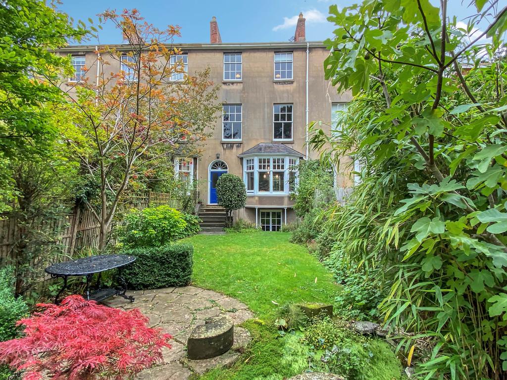Milverton Crescent, Leamington Spa 5 bed townhouse £1,000,000