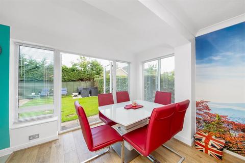 16 Broad Acres, Haxby, York, YO32 3WL