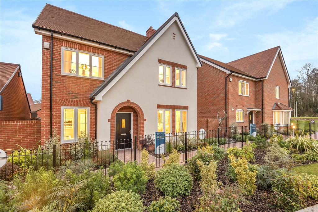 Whiteley Meadows, Botley Road, Whiteley, Hampshire, SO30 4 bed detached house for sale £530,000