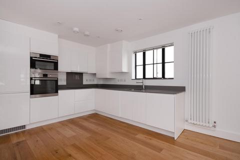 undefined, Follis House, 1d Orleston Road, Islington, London