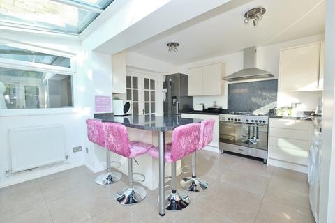 3 Lyoth Road, Orpington, BR5 1RT