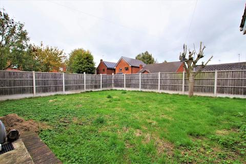55 Greenacres Drive, Uttoxeter, ST14 7EB