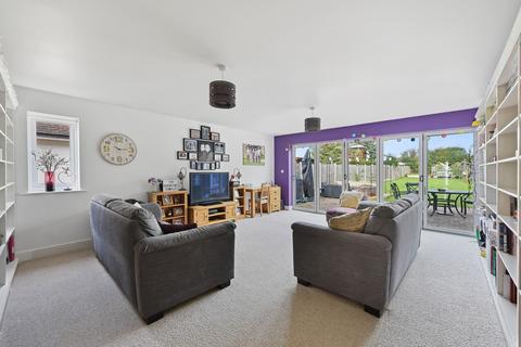 35 Feering Hill, Feering, Colchester, CO5 9PX
