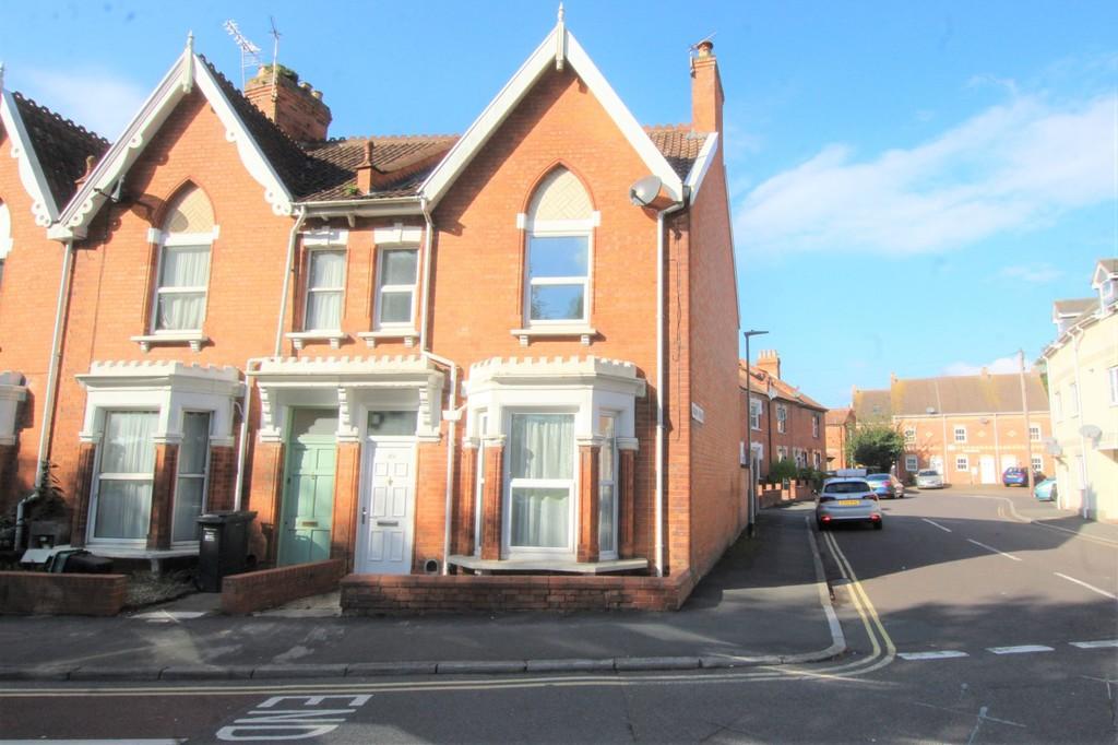 Cranleigh Gardens, Bridgwater 3 bed end of terrace house £183,950