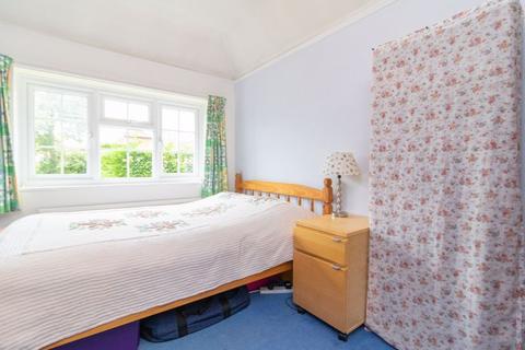 Mead Cottage Godstone Hill, Godstone, RH9 8AL